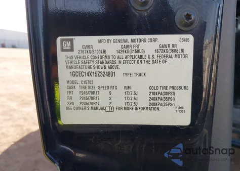 2005 Chevrolet Silverado 1500 2Wd from USA, damaged, VIN 1GCEC14X15Z324801